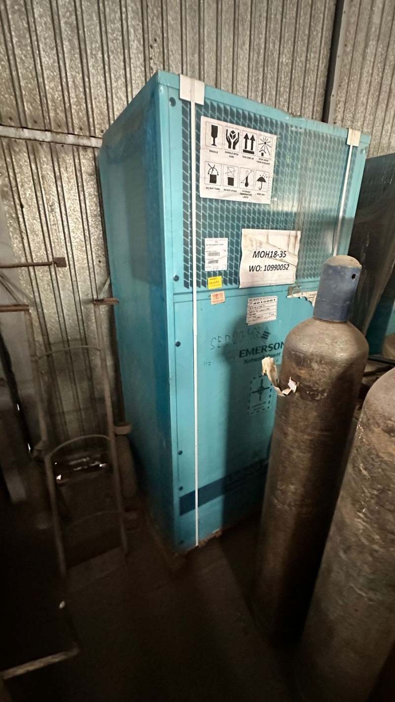 ������������ ����������� Liebert HPW WM15MO