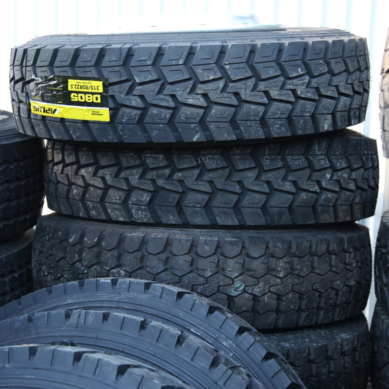 ���� APLUS D805 31580R22.5