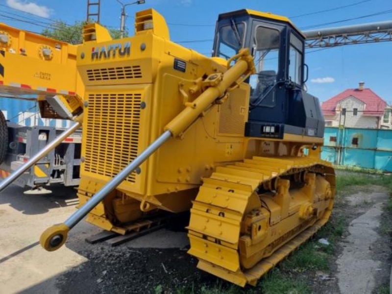 ��������� Shantui SD23 � �������. 17 ���.�.
