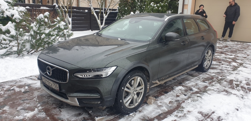 ������ Volvo V90 Cross Country, 2017