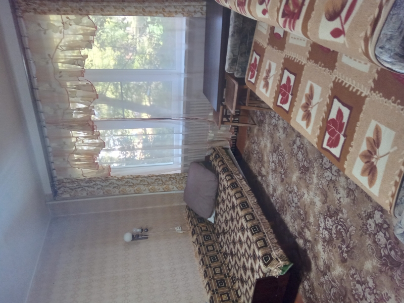 2-� ��������, 43 �2, 15 ��.
